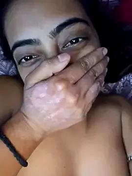 sexyindi_couple on StripChat