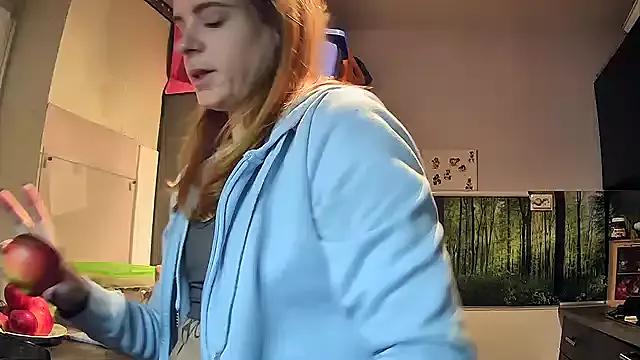 SexyMilf_37 on StripChat