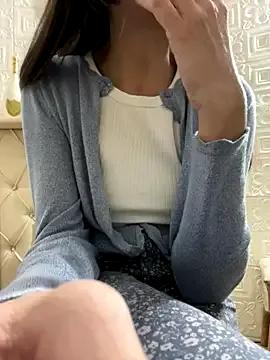 SHARONRodrig on StripChat