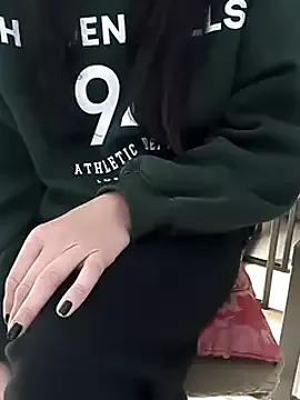 SHARONRodrig on StripChat