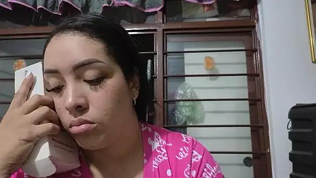 Sheeryl__ on StripChat