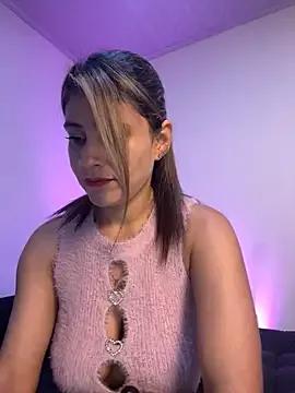 Skarlett_12_ on StripChat