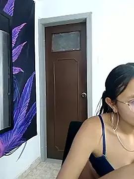 SofieLove_01 on StripChat