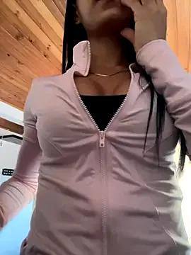 Sofizuly on StripChat