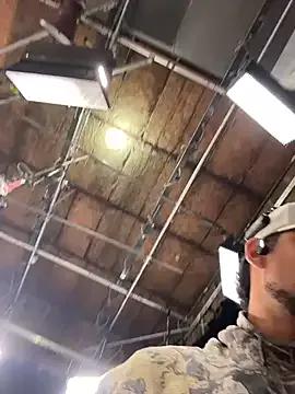 StrokingDaddy4 on StripChat