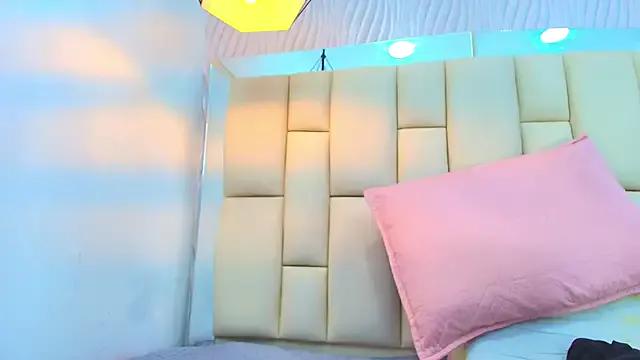 sweet_amye on StripChat