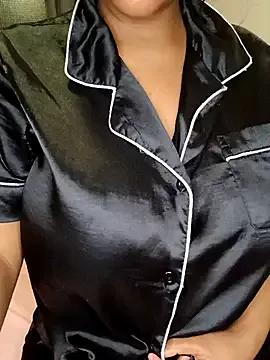 Sweetbxxx24 on StripChat