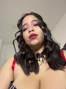 tati_reyess on StripChat