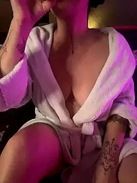 TheNaturalistX on StripChat