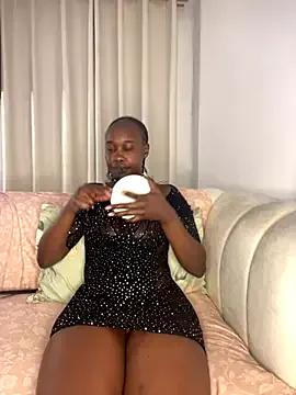 TinaFavourite on StripChat