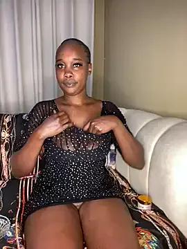 TinaFavourite on StripChat