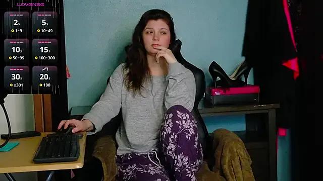 TreeJeanne on StripChat