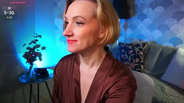 UmaTruewoman on StripChat