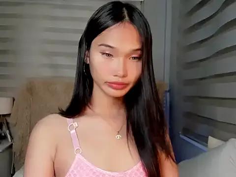 universal_cutie on StripChat