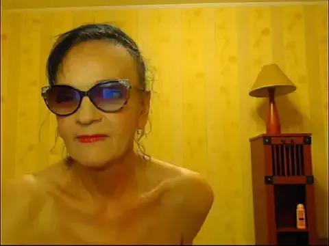 Valentina3859 on StripChat