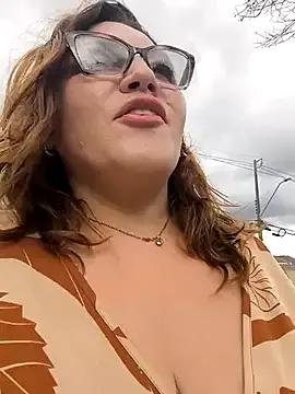 veludolunar on StripChat