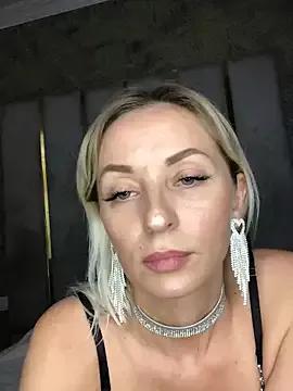 VikaBunny1 on StripChat