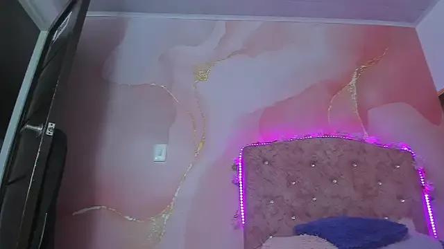 violet_taylor_ — SHOW CUM