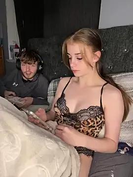 VioletxBlue on StripChat