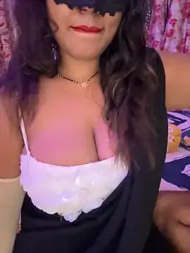 WifyHubby_38 on StripChat