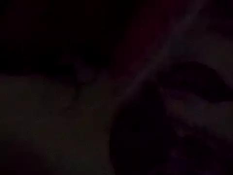 yaraa49 on StripChat 