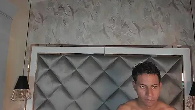 yayi_derek on StripChat