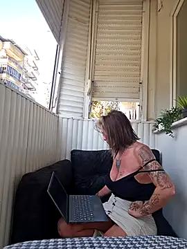 YourMommyBlair on StripChat