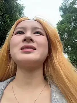 yuki_june on StripChat