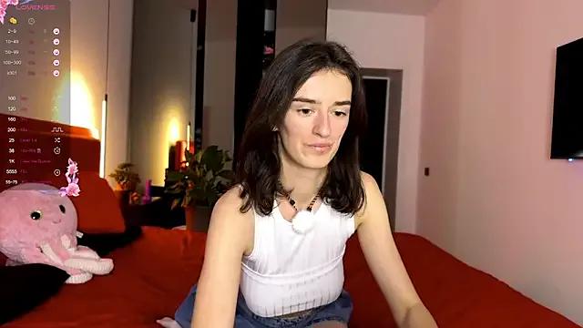 YummyTati — fuck my pussy with dildo first....