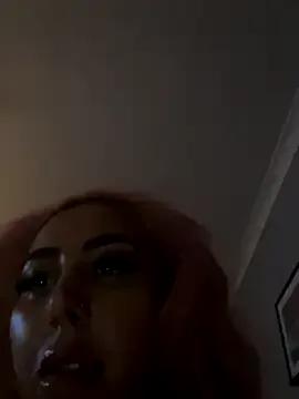 zara_bellexx — FUCK LIVE