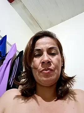 Zaralu_ on StripChat