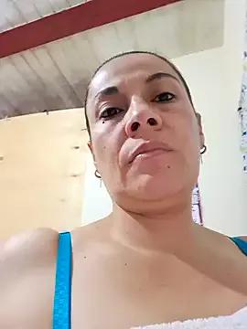 Zaralu_ on StripChat