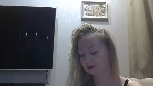 ZarinaSwift on StripChat