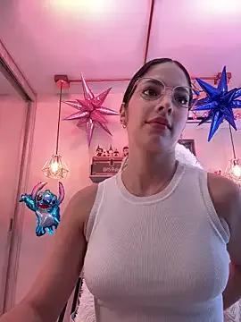 Zoe_Bae on StripChat