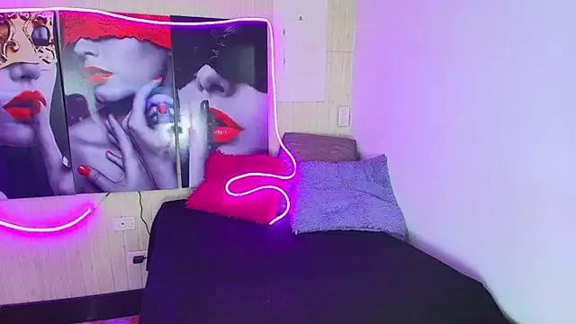 zoe_connor19 on StripChat