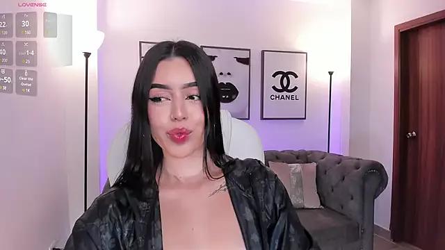 zoee_jackson on StripChat 